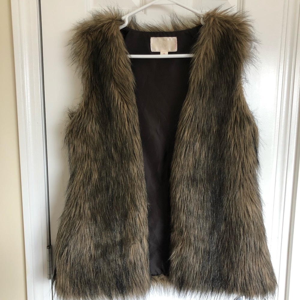Xhilaration oversized fur vest